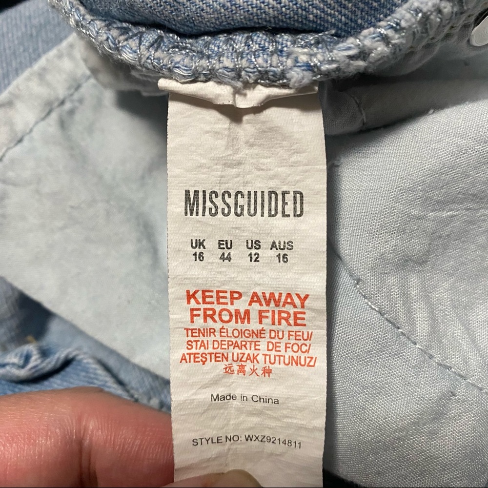 Missguided | Cropped Jeans - Size 12 - Picture 5 of 6